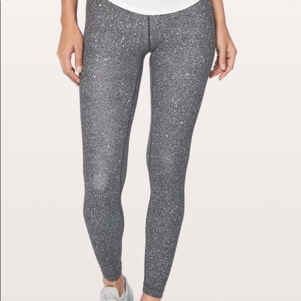 Lululemon Align Luminescence Splatter Size 2 - image 1